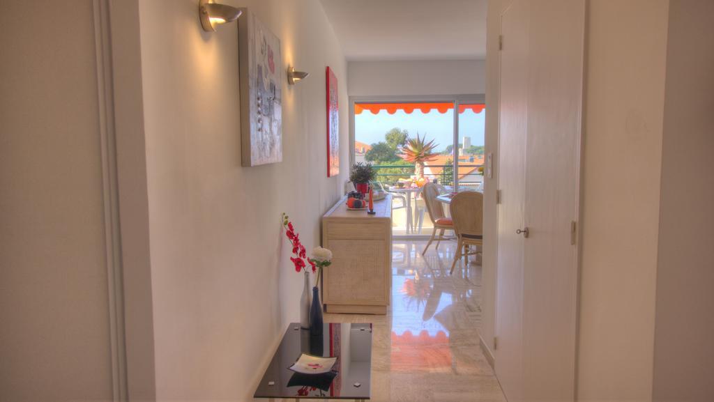 Beau 2 Pieces 3 Etoiles Vue Mer Et Montagnes Garage Prive Cannes Luaran gambar